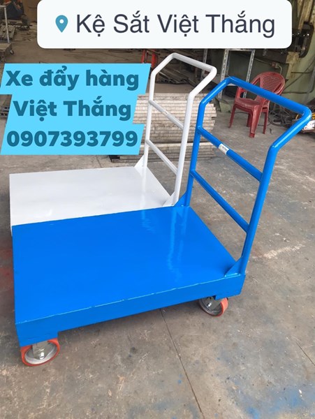 Xe đẩy hàng - Kệ Chứa Hàng Việt Thắng - Công Ty TNHH Cơ Khí Công Nghiệp Việt Thắng